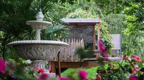 Ein Wellnesswochenende mit Freundinnen? Sicher! Ein Wellnesswochenende mit Freundinnen? Sicher!