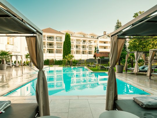 Palmen Infinty-Pool Palmen Infinty-Pool